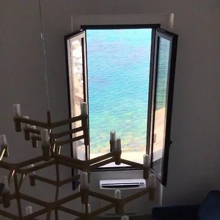 Semesterbostad Maison San Andrea *